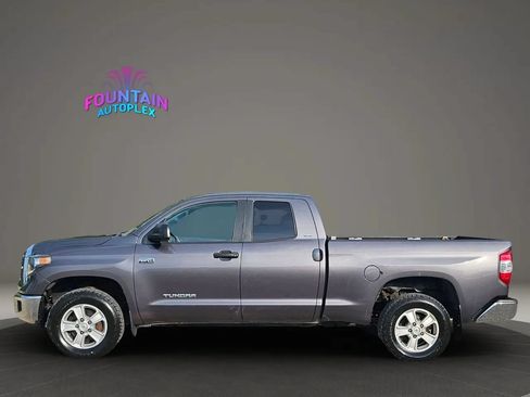 Used 2018 Toyota Tundra SR5 AWD/4WD image 2