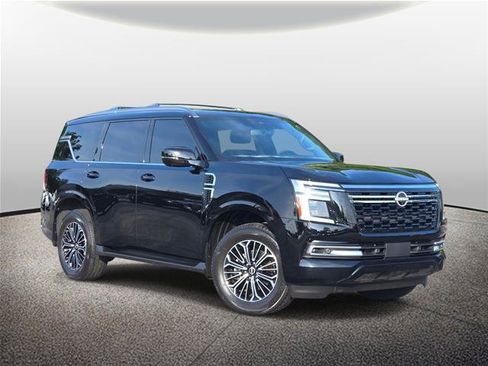 Certified 2025 Nissan Armada SL w/ Captain's Chari Seat Package AWD/4WD image 1