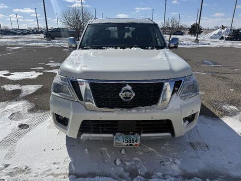 Used 2017 Nissan Armada SV image 2