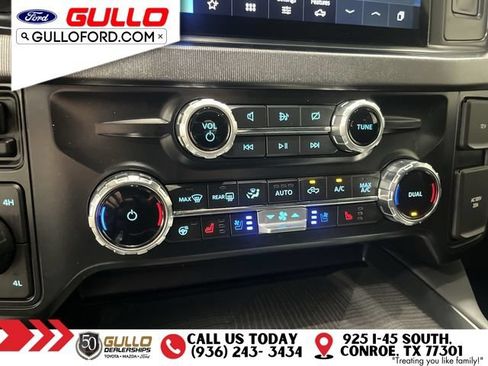 Used 2024 Ford F250 Platinum w/ FX4 Off-Road Package AWD/4WD image 28