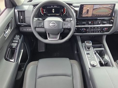 New 2026 Nissan Pathfinder SL AWD/4WD image 7