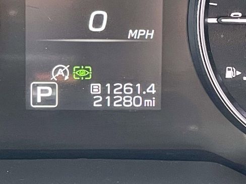 Used 2024 Subaru Outback Limited image 12