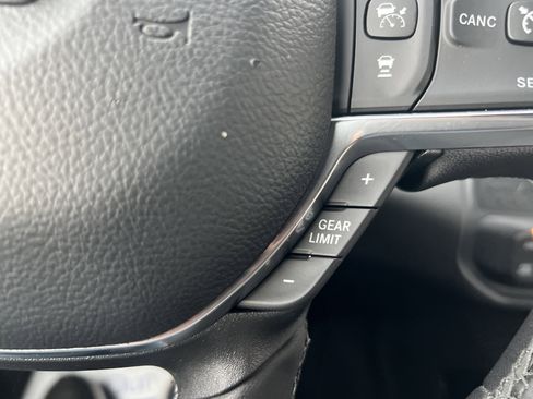 Used 2025 RAM 2500 Laramie image 34