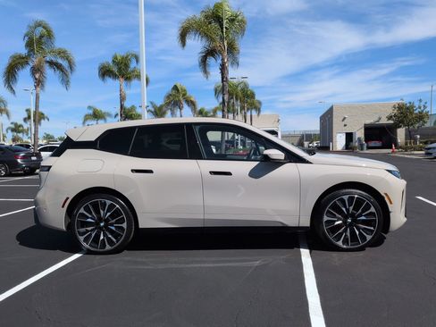 Used 2026 BMW iX xDrive45 w/ M Sport Package image 11