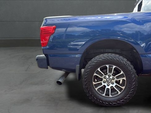 Used 2021 Nissan Titan SV w/ Accessory Utility Package AWD/4WD image 28