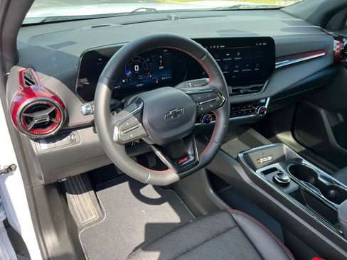 Used 2026 Chevrolet Equinox RS w/ Convenience Package III AWD/4WD image 15
