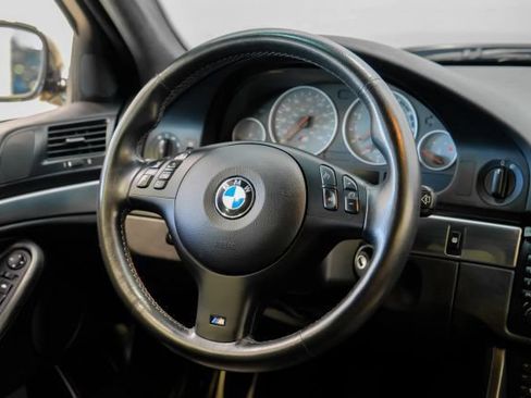 Used 2003 BMW M5 RWD image 24