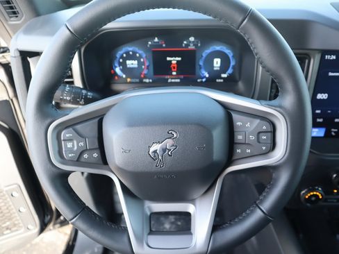New 2025 Ford Bronco Big Bend image 3