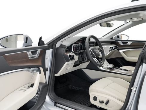 Used 2025 Audi A7 3.0T Premium image 4