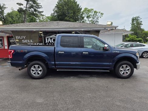 Used 2017 Ford F150 XLT AWD/4WD image 6