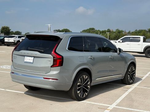 New 2026 Volvo XC90 T8 Ultra w/ Lounge Package AWD/4WD image 5
