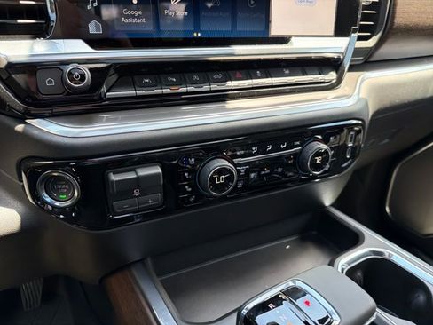 New 2026 Chevrolet Silverado 1500 High Country AWD/4WD image 34