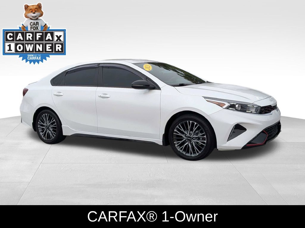 Used 2023 Kia Forte GT-Line FWD image 2