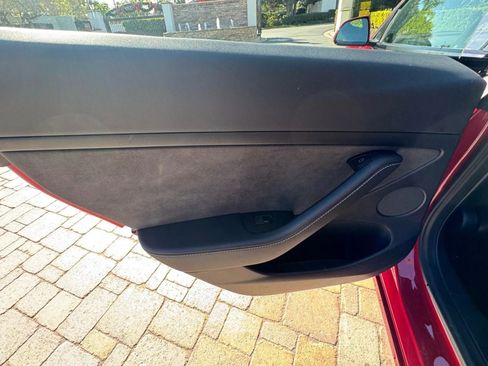 Used 2022 Tesla Model 3 Standard Range image 26