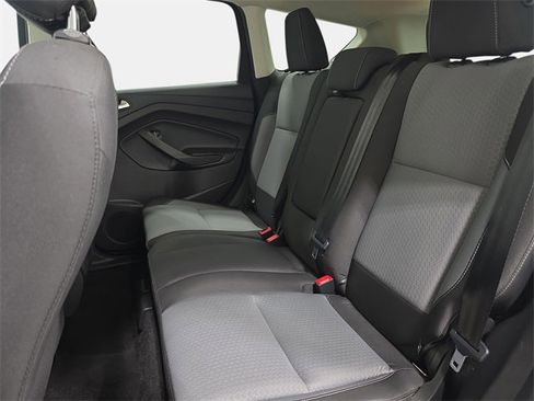Used 2018 Ford Escape SE image 13