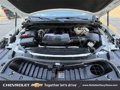 Used 2023 Chevrolet Suburban Premier image 40