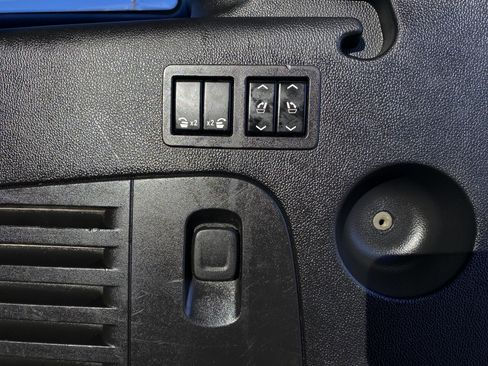 Used 2019 GMC Yukon XL SLT w/ Open Road Package image 18