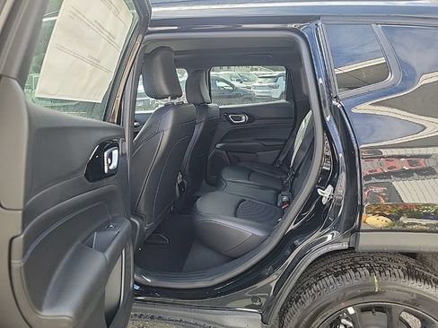 New 2026 Jeep Compass Latitude w/ Quick Order Package 29K image 7