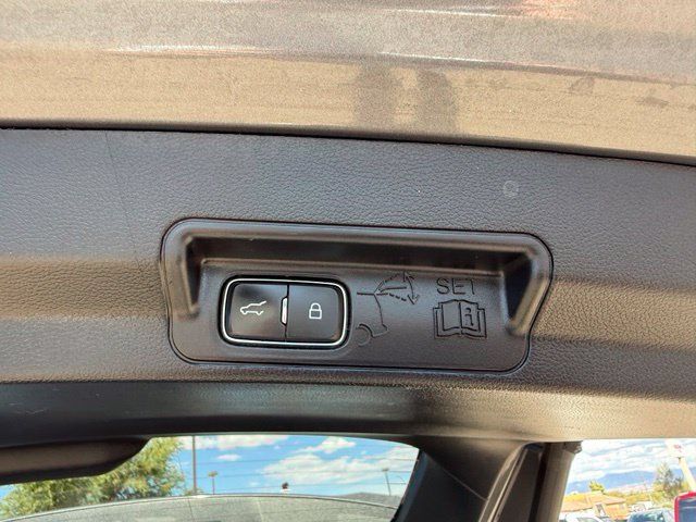 Used 2021 Ford Explorer Limited w/ Equipment Group 301A RWD image 49