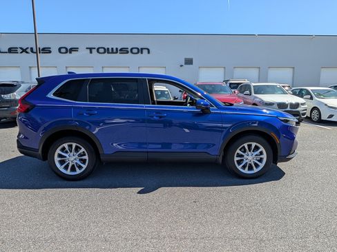 Used 2024 Honda CR-V EX image 2