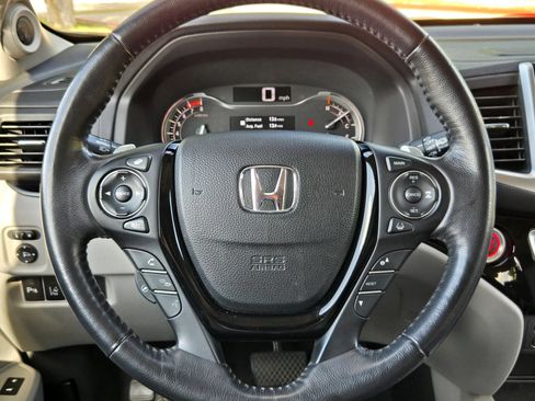 Used 2016 Honda Pilot Elite image 20