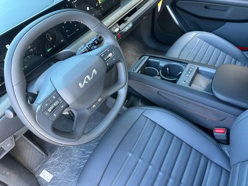 New 2026 Kia EV9 Land AWD/4WD image 10