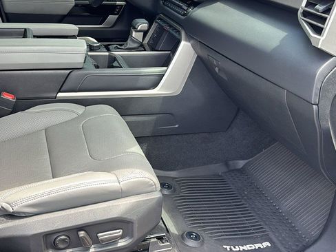 Used 2023 Toyota Tundra Limited AWD/4WD image 22