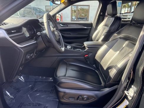 Certified 2024 Jeep Grand Cherokee Limited image 26