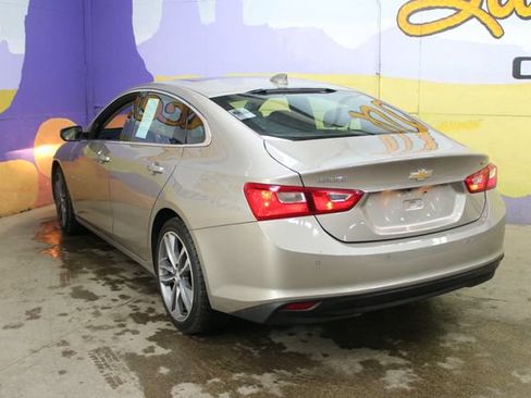Used 2023 Chevrolet Malibu LT w/ Driver Confidence Package FWD image 6