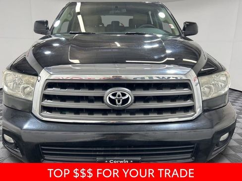 Used 2008 Toyota Sequoia SR5 RWD image 2