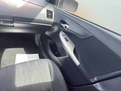 Used 2013 Toyota Corolla S FWD image 21