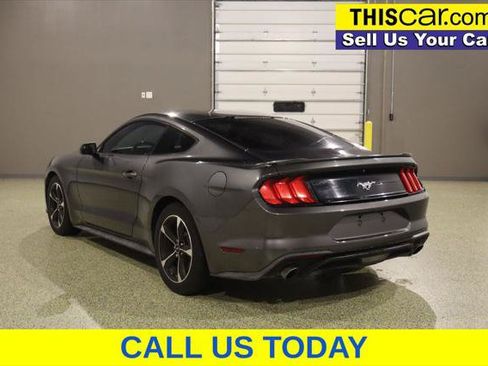 Used 2018 Ford Mustang Coupe RWD image 6