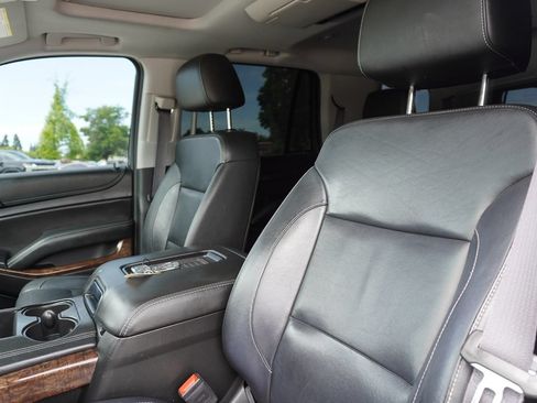 Used 2017 Chevrolet Tahoe LT RWD image 34
