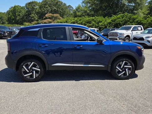 New 2026 Nissan Kicks SV FWD image 11