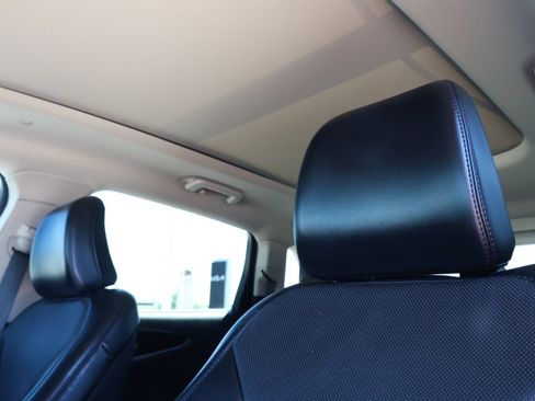 Used 2021 Lincoln Nautilus Reserve FWD image 16