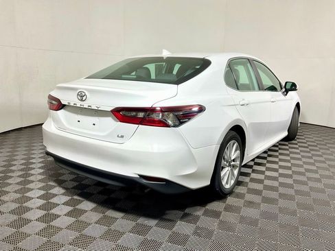 Used 2022 Toyota Camry LE FWD image 14