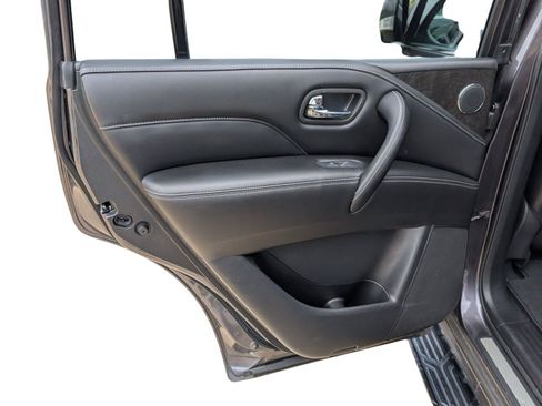 Used 2024 INFINITI QX80 Luxe RWD image 20