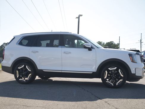 Used 2023 Kia Telluride S AWD/4WD image 10