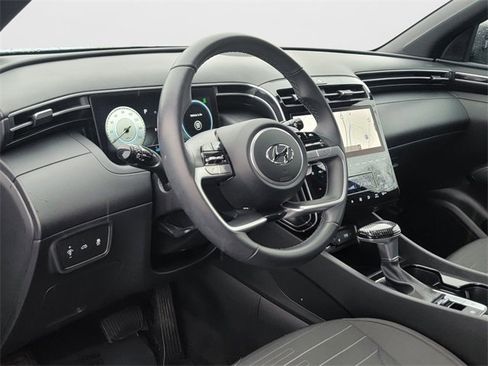 Used 2023 Hyundai Santa Cruz SEL Premium image 14