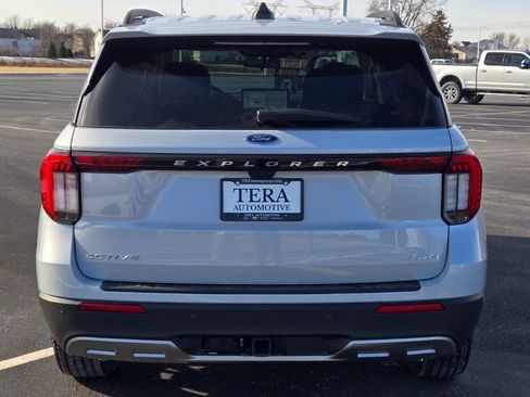 New 2026 Ford Explorer Active w/ Active Comfort Package image 13
