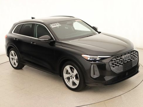 Used 2025 Audi Q5 Prestige AWD/4WD image 33
