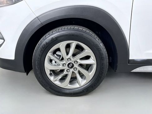 Used 2017 Hyundai Tucson SE image 28