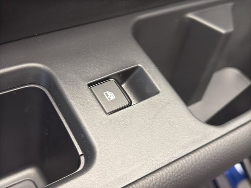 New 2026 Nissan Pathfinder SL image 29