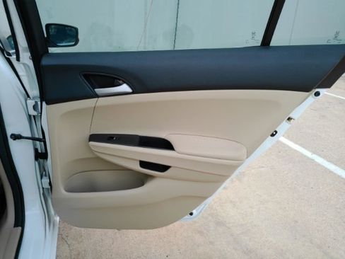 Used 2012 Honda Accord SE image 18