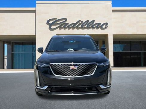 New 2025 Cadillac XT6 Premium Luxury image 6