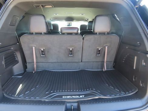 Used 2025 Chevrolet Traverse Z71 w/ Enhanced Driving Package AWD/4WD image 31