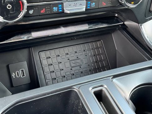 New 2025 Ford F150 Lariat w/ Equipment Group 501A Mid image 21