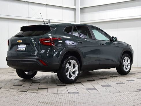 New 2026 Chevrolet Trax LS FWD image 8