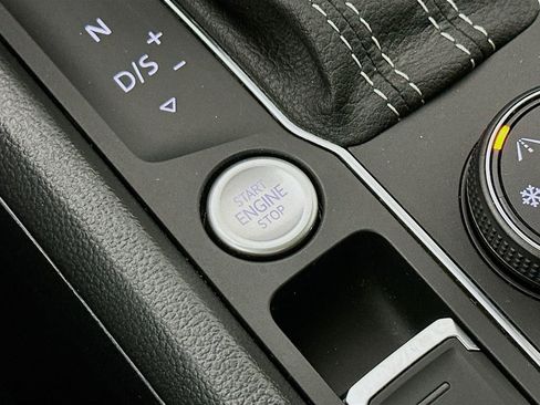 Used 2023 Volkswagen Atlas SEL image 20