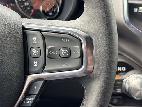 Used 2025 RAM 1500 Laramie w/ Sport Appearance Package AWD/4WD image 20